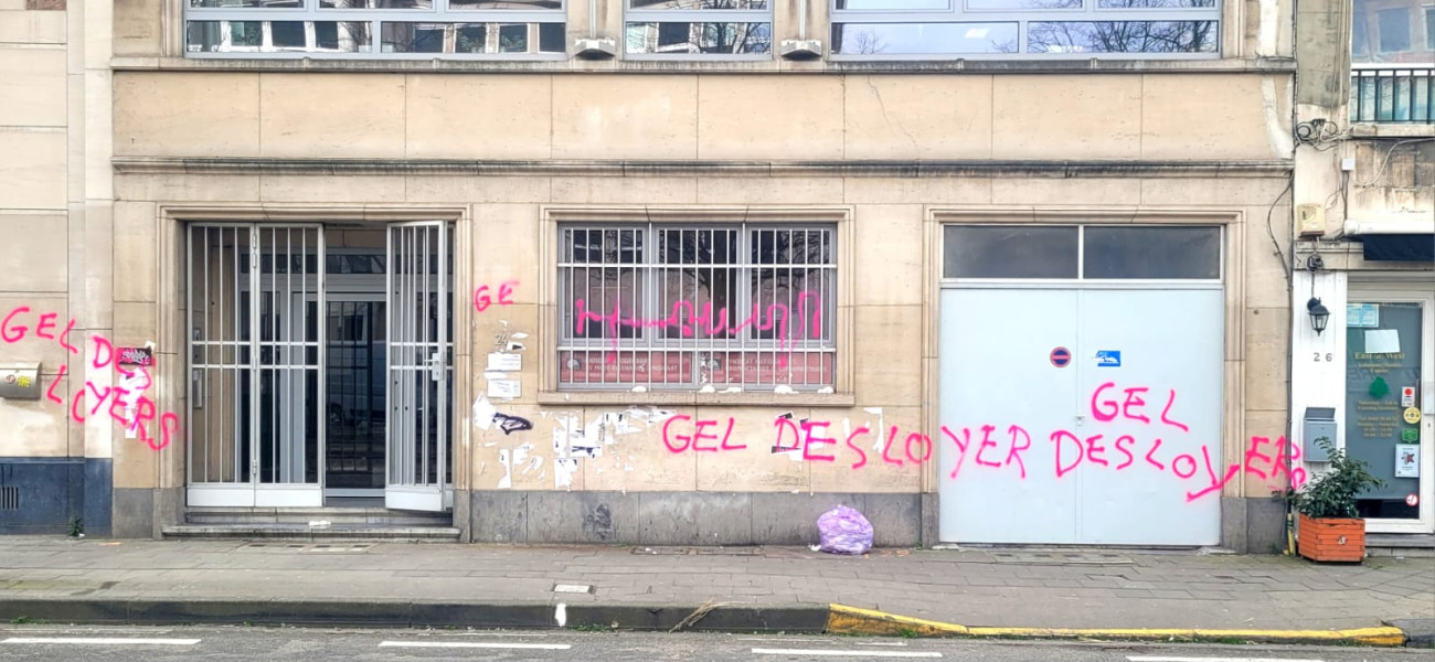 Des « défenseurs » des locataires vandalisent la façade du SNPC à deux reprises