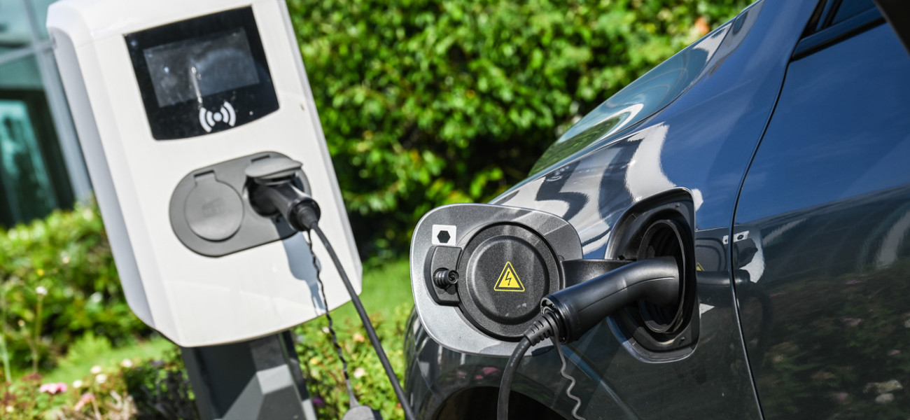 Bornes de recharge pour véhicules électriques : un paradis minné !