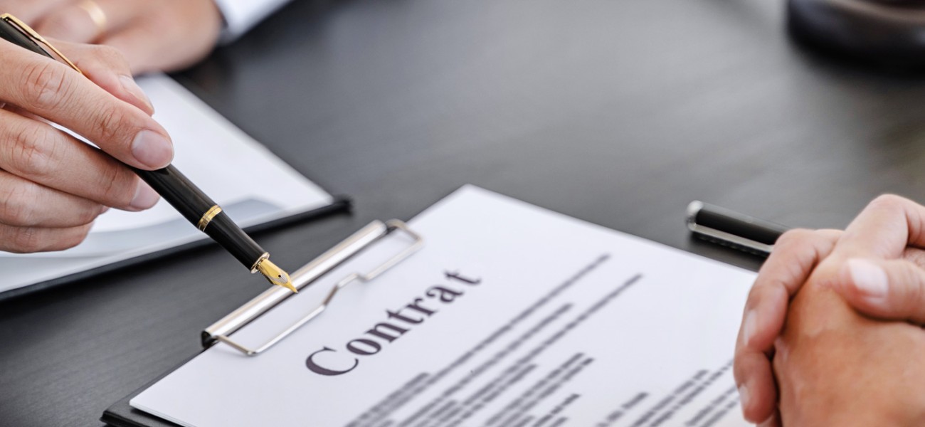 Dans quelles conditions un bailleur peut-il déroger à une disposition impérative dans ses relations contractuelles avec le preneur ?